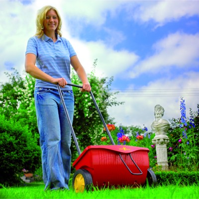 Produktbild von WOLF-Garten® - Universal-Streuwagen WE 330 15 Liter