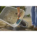 GARDENA Cleansystem Handbürste M hard, mit Schlauchanschluss, für kleinere Flächen Produktbild img2 S