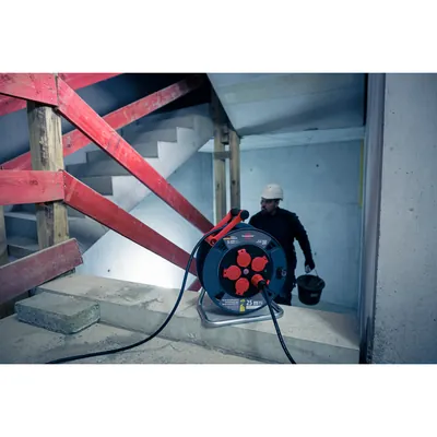 Produktbild von brennenstuhl® - Professional Kabeltrommel 300 KU 2200 IP44, 25m H07RN-F 3G2,5