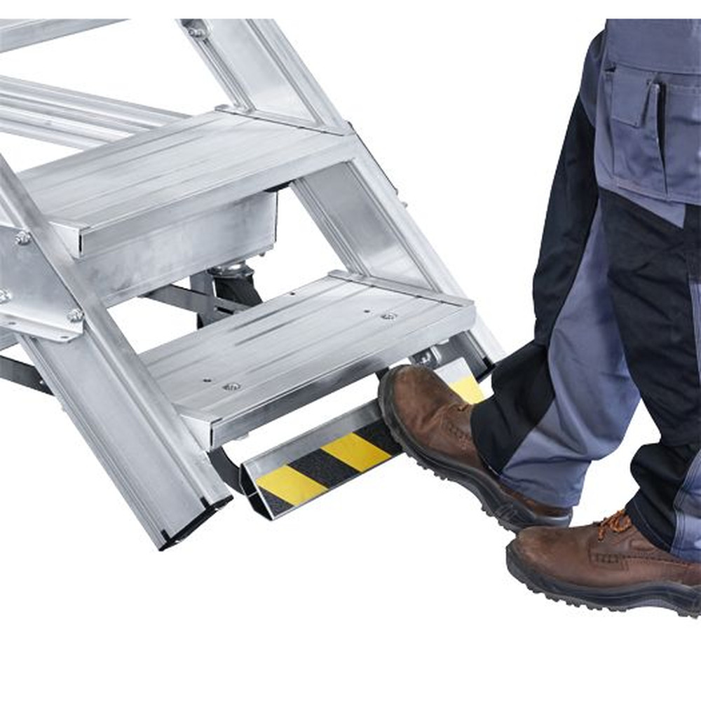 ZARGES LM-Plattformtreppe, fahrbar Z600, Neigung 45 Grad Produktbild img1 L