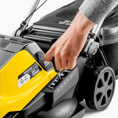 Produktbild von Kärcher - Akku-Rasenmäher LMO 4-18 Dual Battery Set *EU