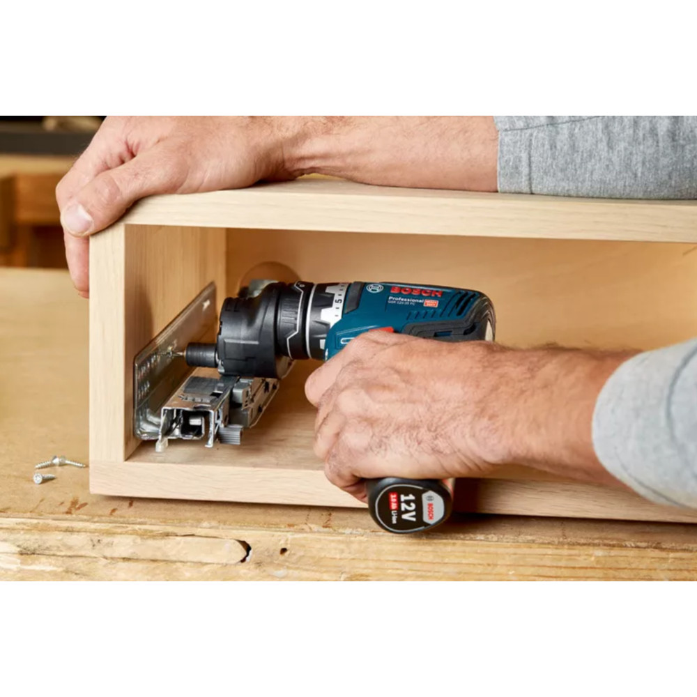 Bosch Akku-Bohrschrauber GSR 12V-35 FC - FlexiClick, mit 4 x Aufsatz, 2x Akku GBA 12V 3.0Ah, Ladegerät GAL 12V-40, Zusatzhandgriff, L-BOXX (06019H3008) Produktbild img8 L