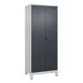 Produktbild von C+P - Schwarz-Weiß-Spind Classic PLUS, Füße, 2 Abteile, 1950x800x500mm, 7035/70