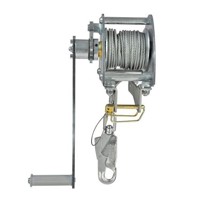 Produktbild von Skylotec - Lastwinde für Aluminium-Dreibock, inkl. Halterung