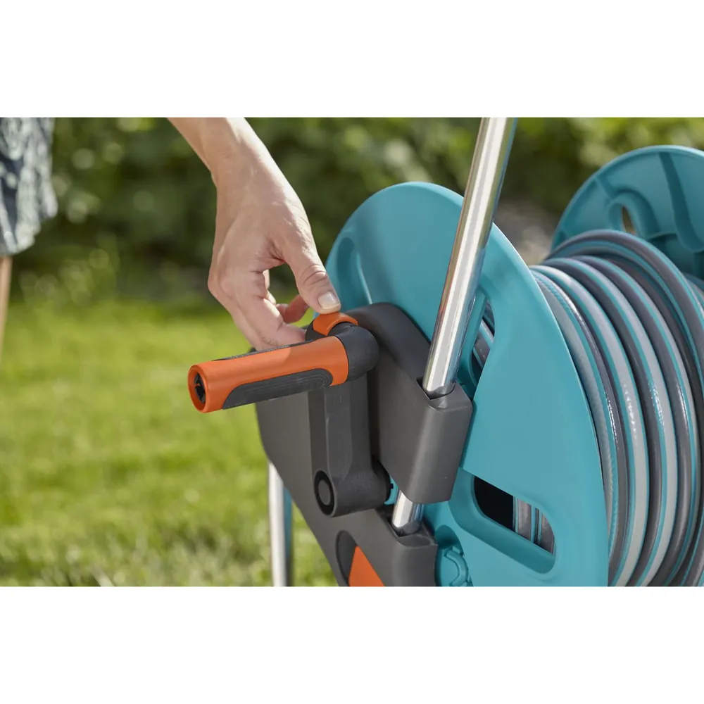 GARDENA Schlauchwagen CleverRoll M Set, kpl. mit 20m Schlauch, Systemteilen und Spritze Produktbild img5 L
