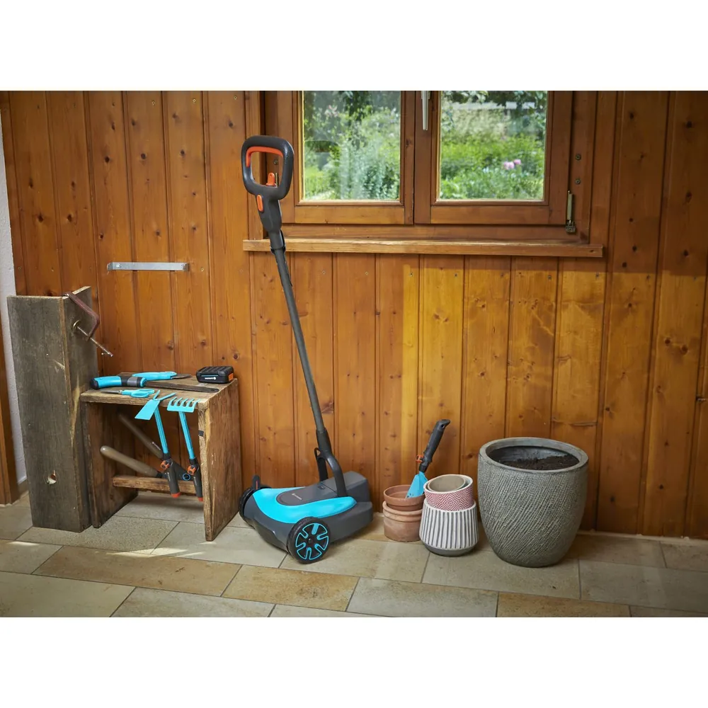GARDENA Akku-Rasenmäher HandyMower 22/18V P4A Ready-To-Use Set Produktbild img3 L