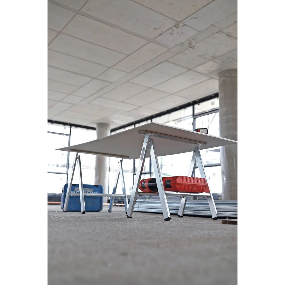 MUNK Günzburger Steigtechnik Arbeitsbock Aluminium klappbar810mm bis 150kg Siebdruck-Oberfläche Produktbild img4 L