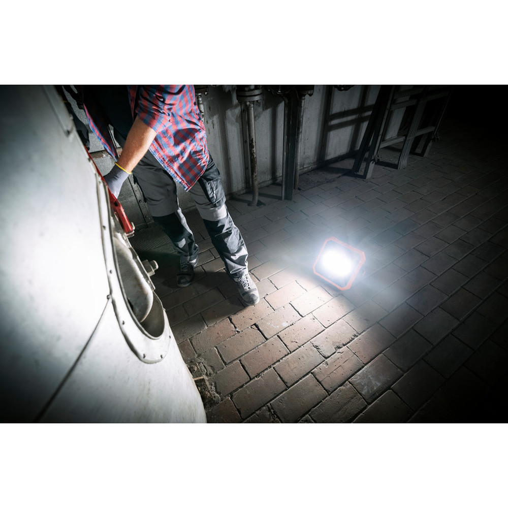brennenstuhl professionalLINE Akku LED Baustrahler X 4000 MA 3800lm, IP55 Produktbild img12 L