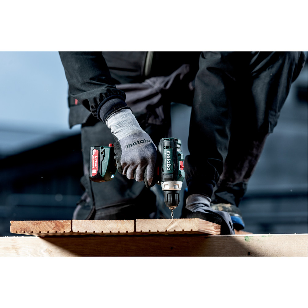 metabo Akku-Bohrschrauber PowerMaxx BS 12 (601036500), metaBOX 118, 12V 2x2Ah Li-Power + SC 30 Produktbild img5 L